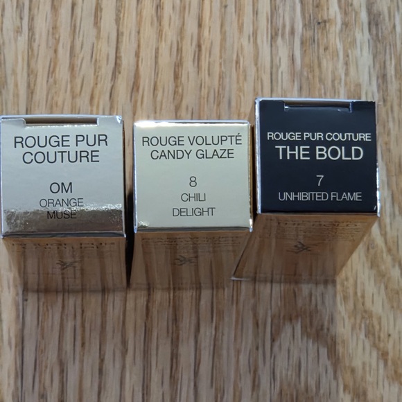 Yves Saint Laurent Rouge Volupté NEW Couture Candy Glaze Bold - Picture 2 of 2